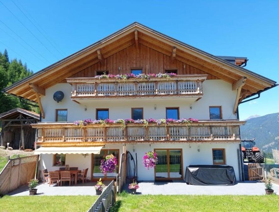 Ferienwohnungen Jenewein Gries am Brenner Luaran gambar